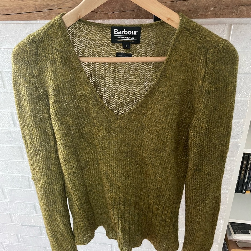 Barbour Green V-Neck Sweater Lightweight Knit